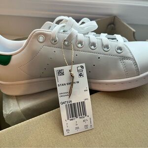 Brand New Adidas Stan Smith White and Green Sneakers